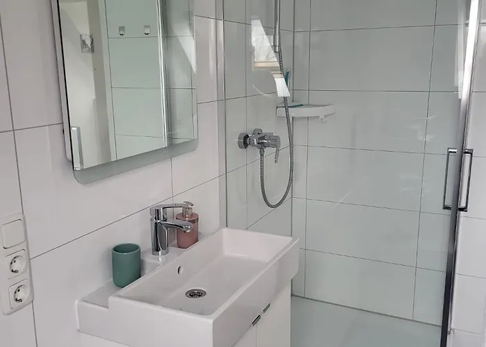 Apartment A&v Gemuetliche Rheinblick Daisy Duisburg